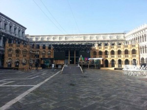 le Grand théâtre éphémère de la Piazza San Marco lors du Carnaval