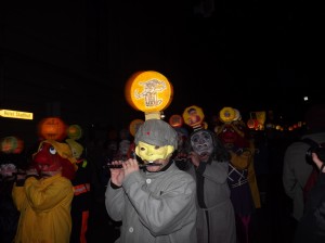 joueurs de fifres d'une clique au Carnaval de Bâle