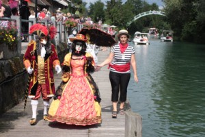 gondolier et passerelle, un petit air de Venise