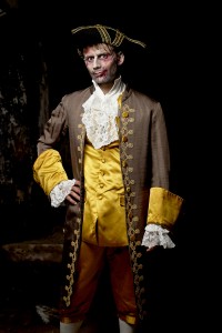 costume XVIII ème Brun et jaune Atelier la colombe Strasbourg