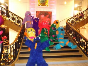 Gustave et sa famille dans le Noël Monstre des Galeries Lafayette de Strasbourg