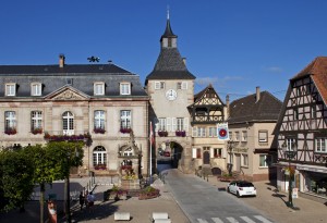 ville de Rosheim, hôtel de Ville et porte