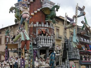 carnaval vioareggio Italie