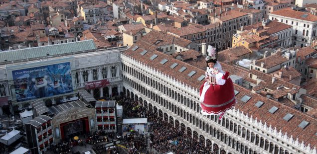Le vol de l'ange, fil rouge du Carnaval de Venise