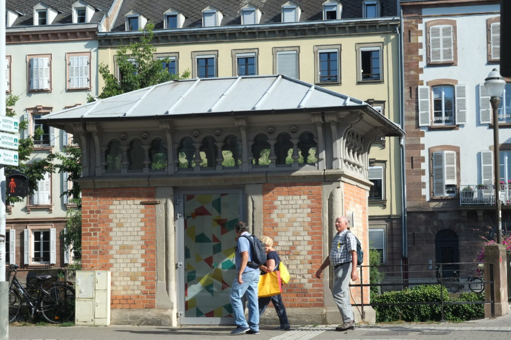 Petit Cabinet, installation "A Reminiscent Summons" Faubourg des Créateurs 2019 CP Patrick Lambin